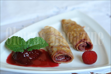 crepes de medronho com molho de frutos silvestres copy.jpg